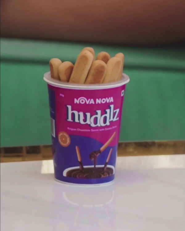 Huddlz Belgian Chocolate Dip and Stick Biscuits